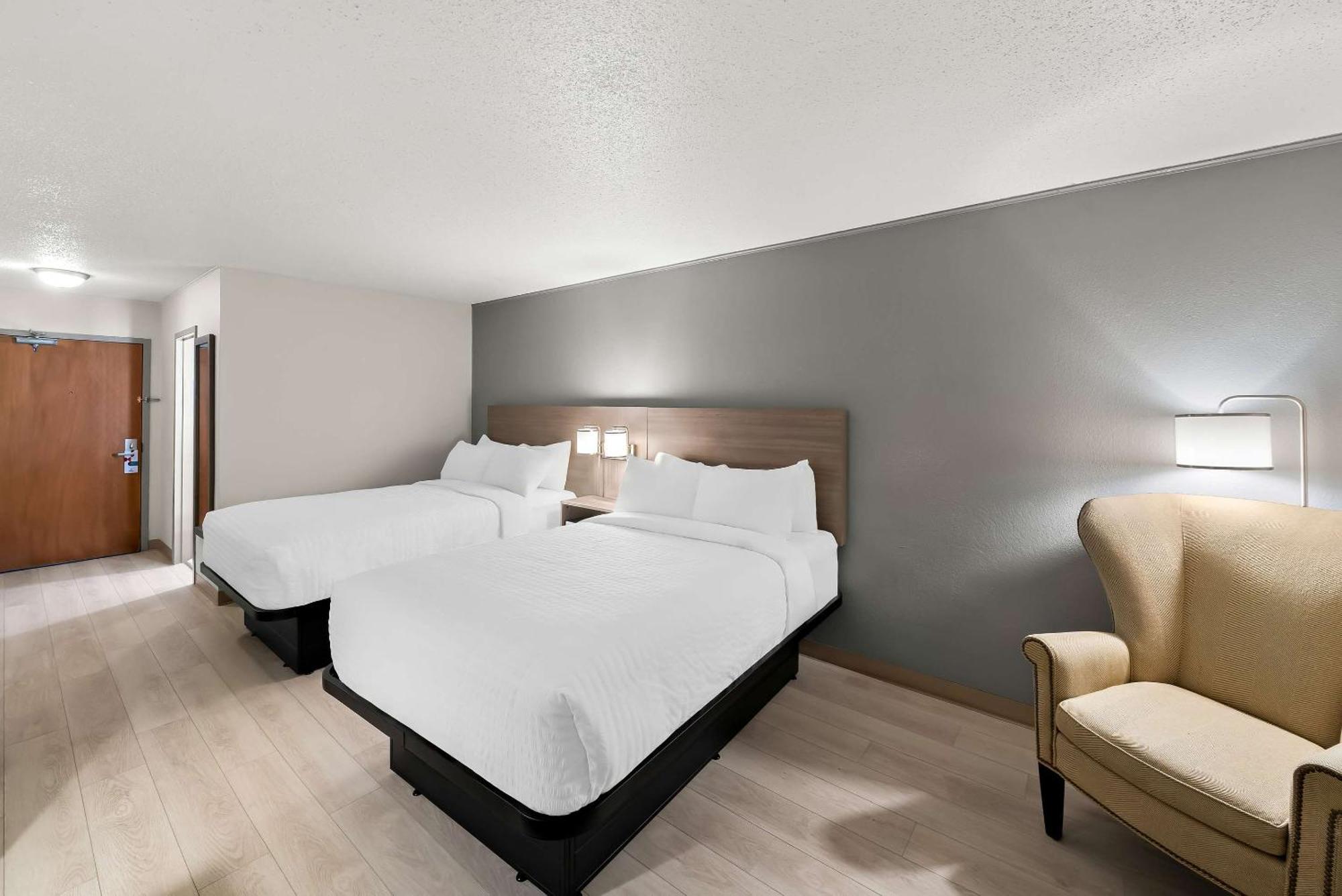 Clarion & And Convention Center * Kearney